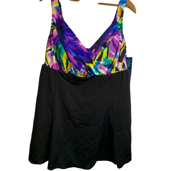 Longitude Black Multicolor Swim Dress V Neck Slimming Tummy Control Size 18